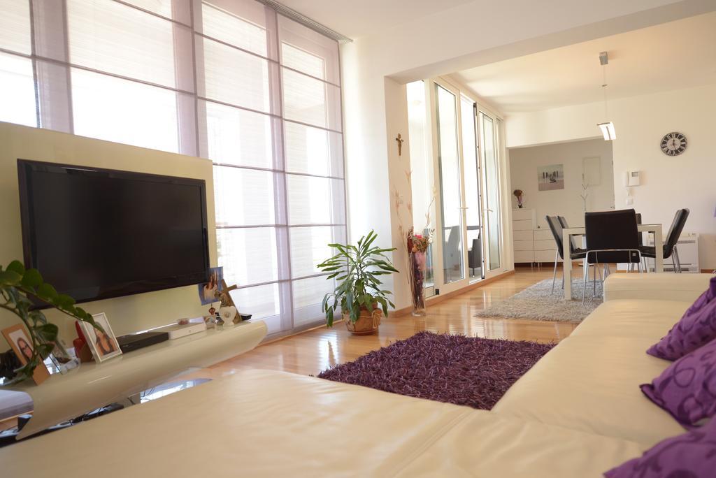 Base Bridge Apartment - Zadar City Centre - Free Parking エクステリア 写真