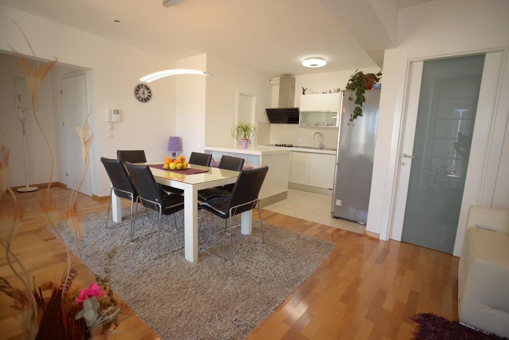 Base Bridge Apartment - Zadar City Centre - Free Parking エクステリア 写真