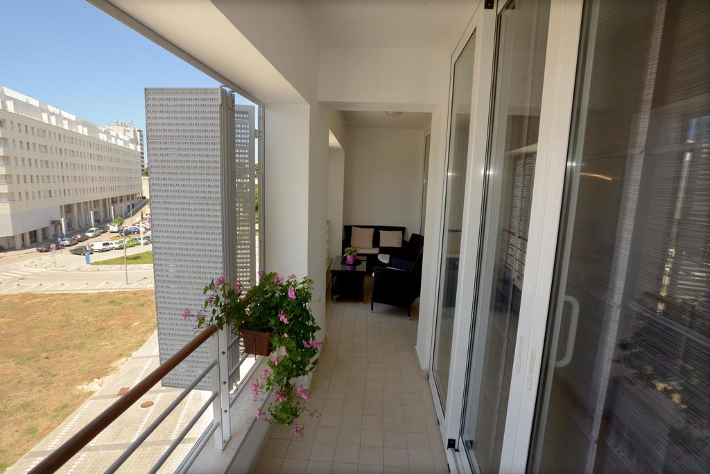 Base Bridge Apartment - Zadar City Centre - Free Parking エクステリア 写真