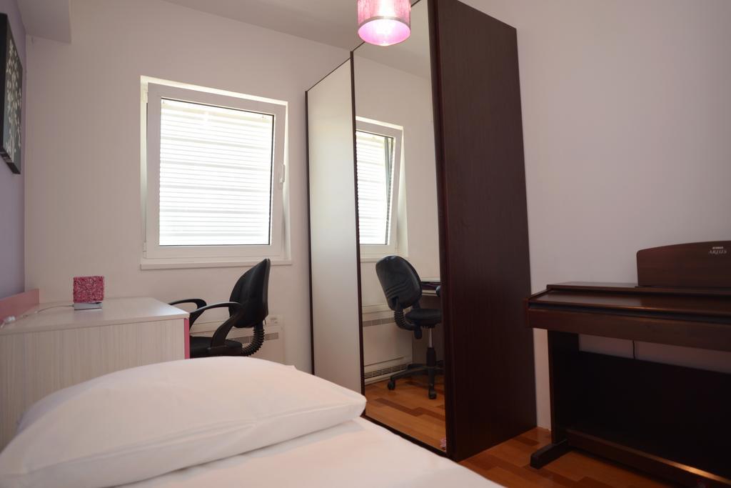 Base Bridge Apartment - Zadar City Centre - Free Parking エクステリア 写真